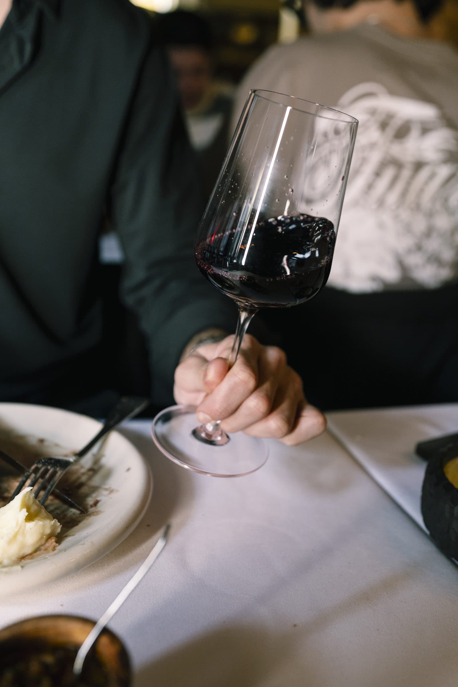 Social dining & cocktail